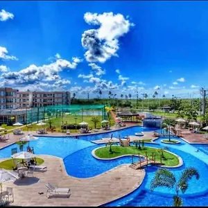  Apartamento Muro Alto Clube